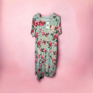 NWT - Flowy Midi Dress
